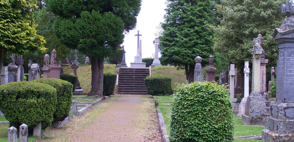 Inverness – Tomnahurich Cemetery